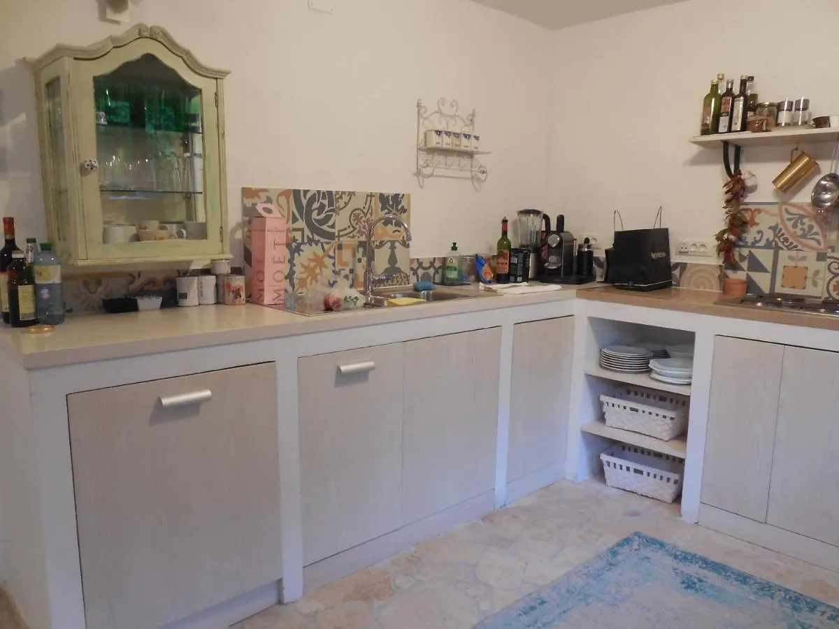 شقة Steinhaus Mit Terrasse روفينج