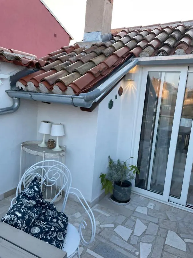 شقة Steinhaus Mit Terrasse روفينج